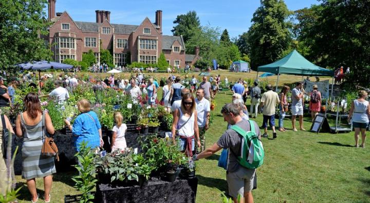 leicester_botanic_garden_plant_sale_family_day.jpeg