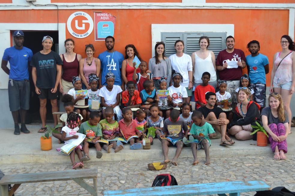 Group Photo of the Turtle Project