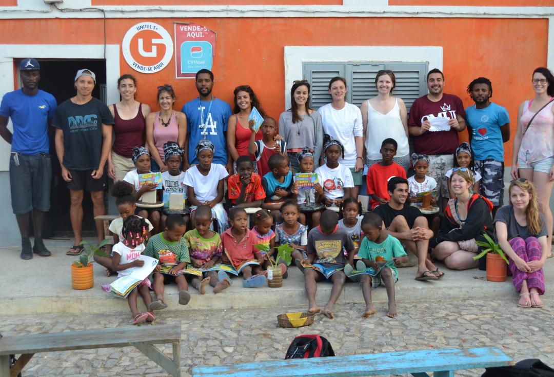 Group Photo of the Turtle Project